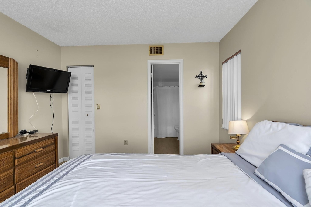 6715 W 26th Drive - Photo 14