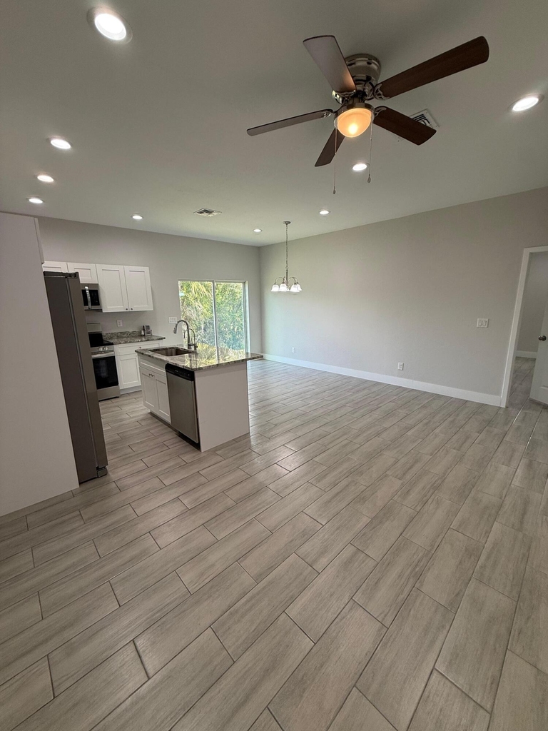 4800 15th Street Sw - Photo 6