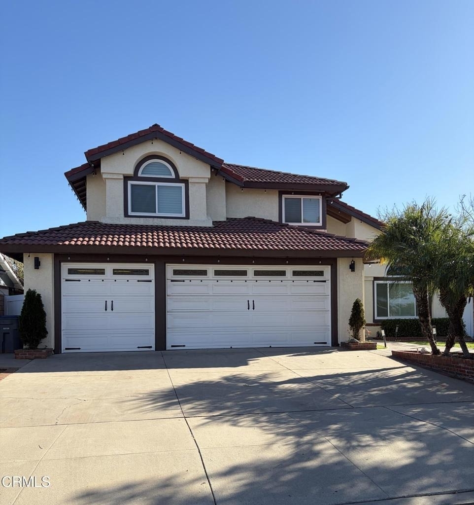 1940 Kensington Lane - Photo 2