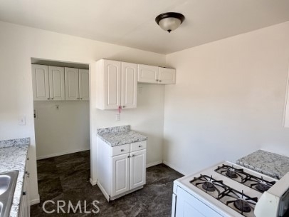 24460 Myers Ave - Photo 7