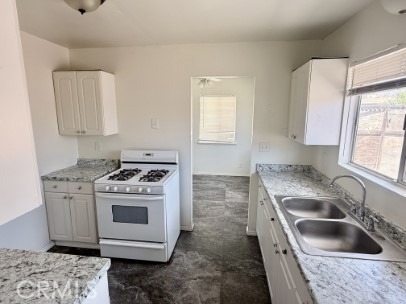24460 Myers Ave - Photo 8