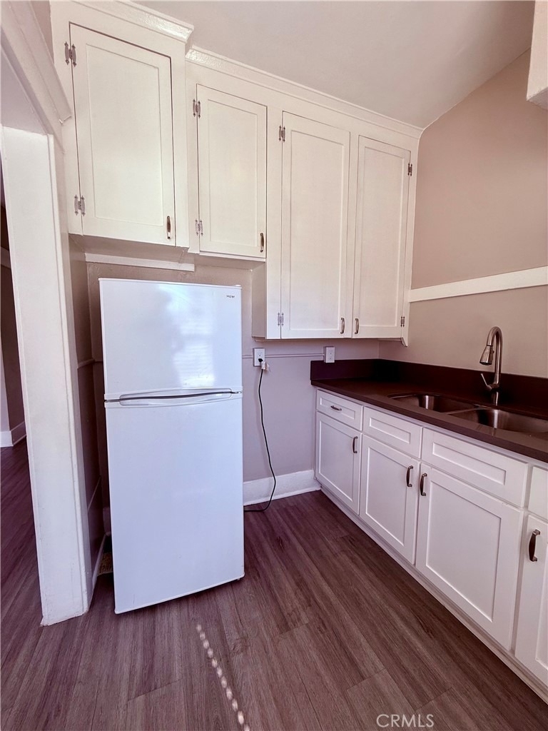 406 Linden Avenue - Photo 3