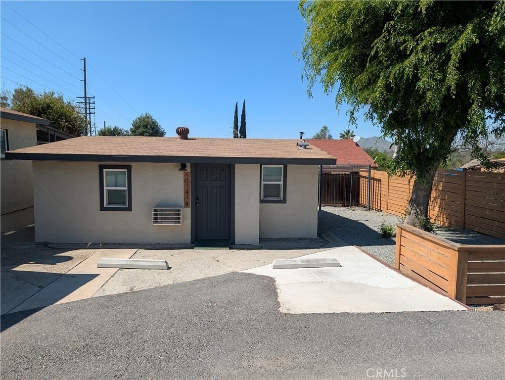 10141 Cook Avenue - Photo 0