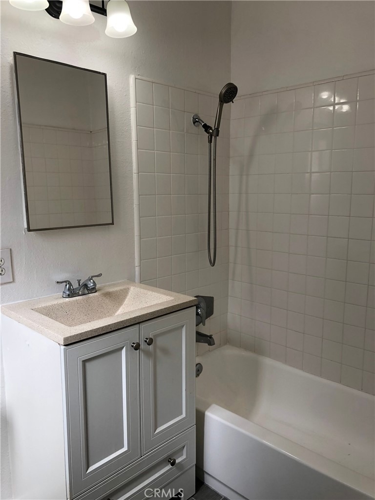 409 California Street - Photo 13