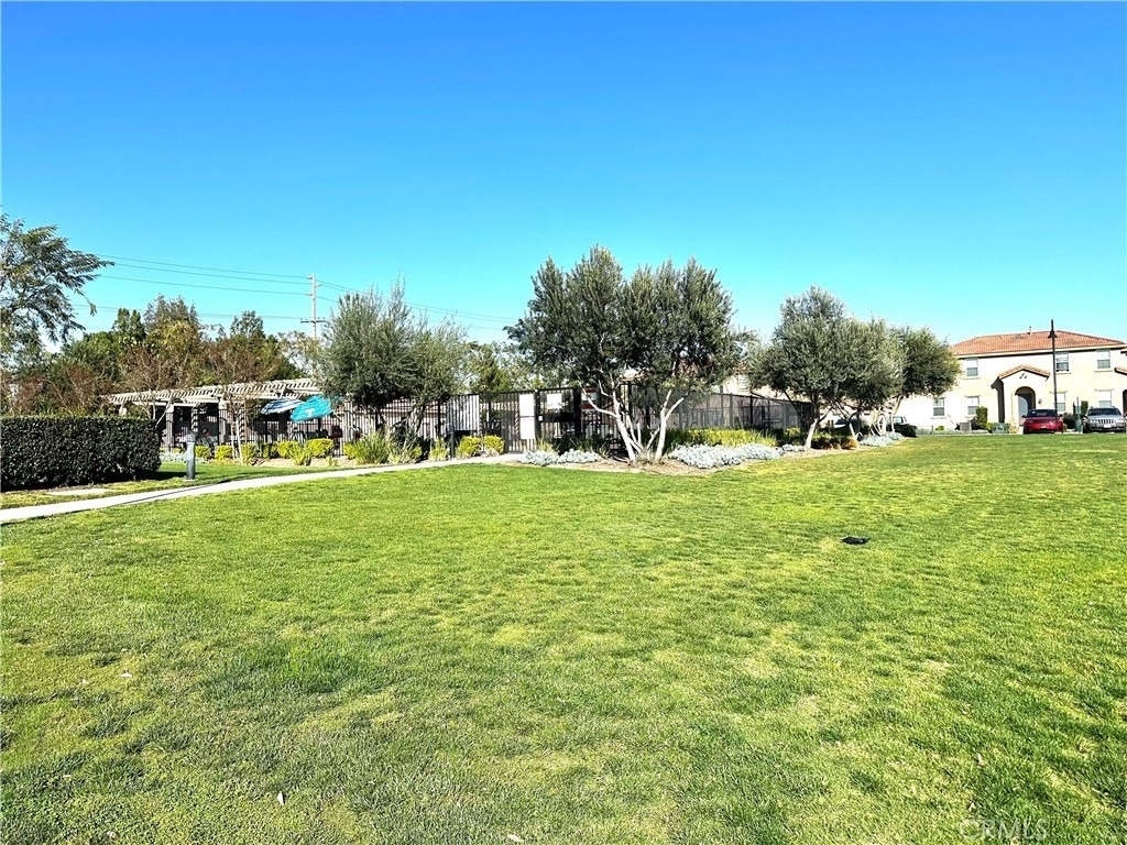 2119 Lavender - Photo 5