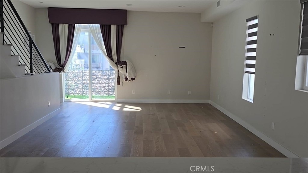 319 S Serrano - Photo 5