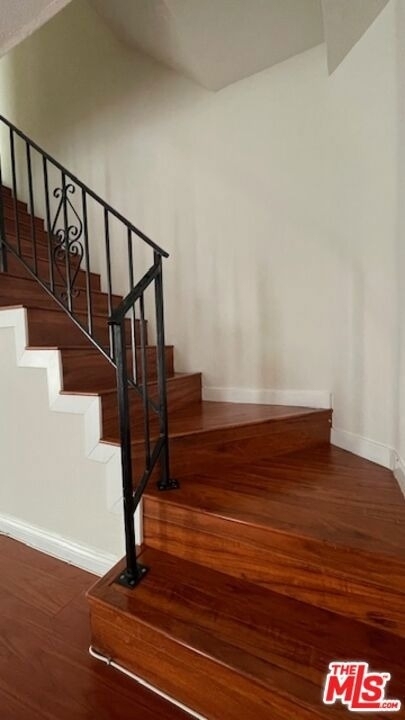 4826 Rosewood Avenue - Photo 11