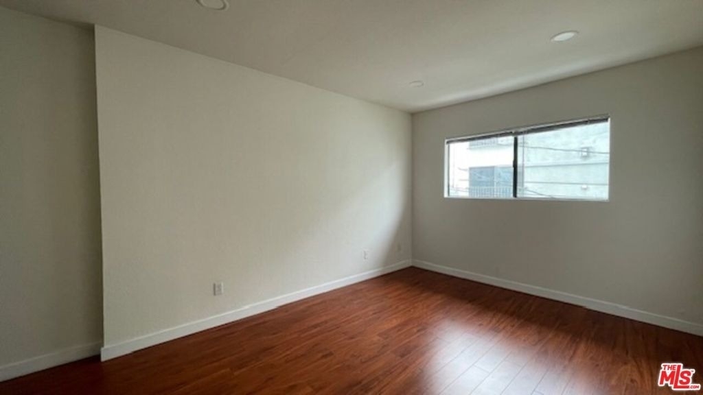 4826 Rosewood Avenue - Photo 17