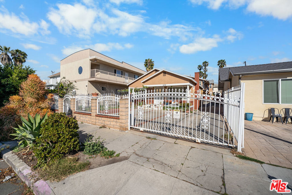 432 N Harvard Boulevard - Photo 6