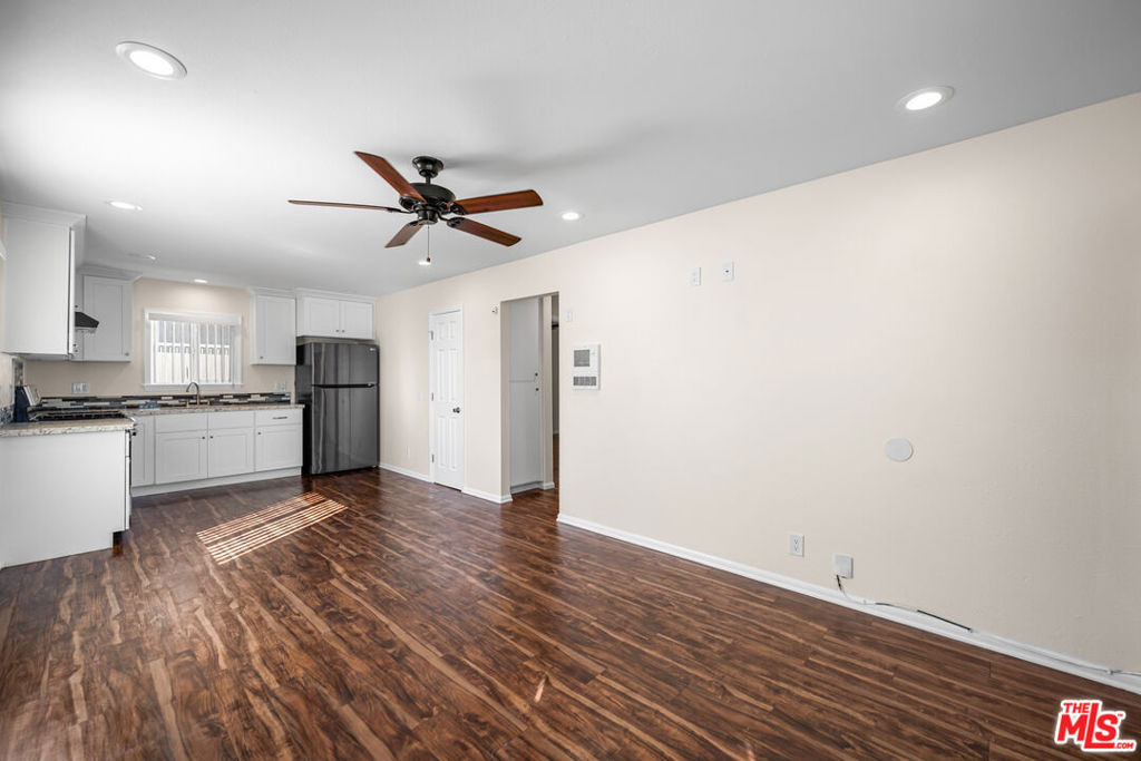 432 N Harvard Boulevard - Photo 17