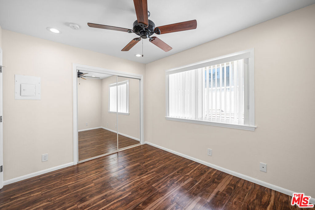 432 N Harvard Boulevard - Photo 14