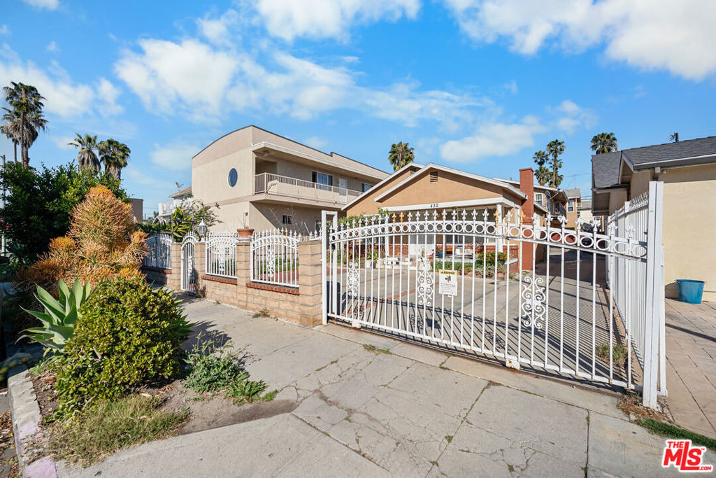 432 N Harvard Boulevard - Photo 8