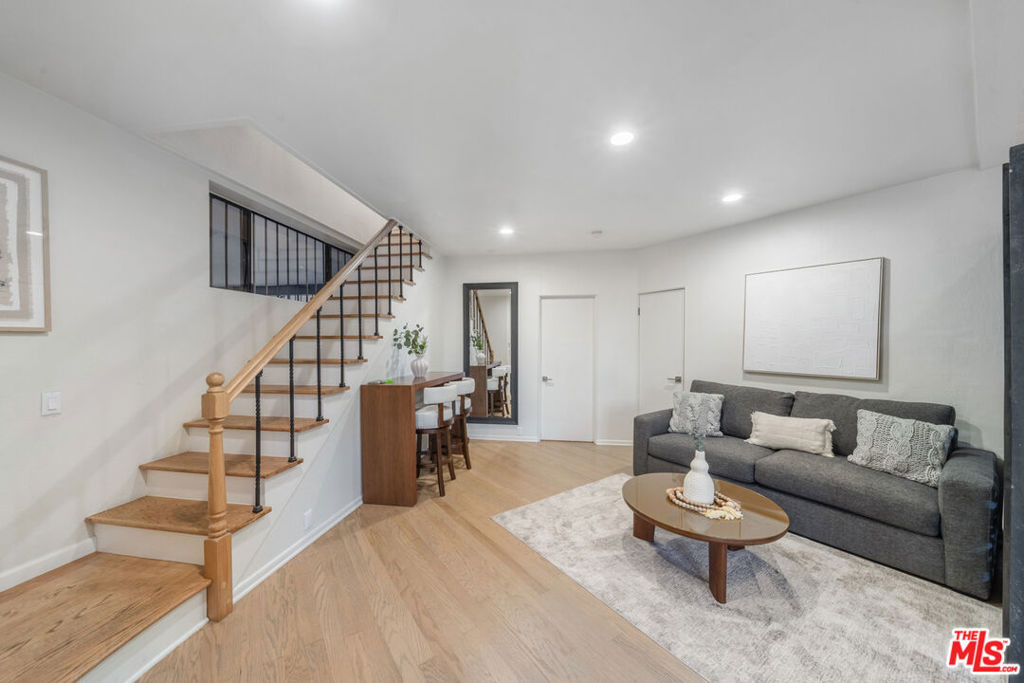 9305 Beverly Crest Drive - Photo 46