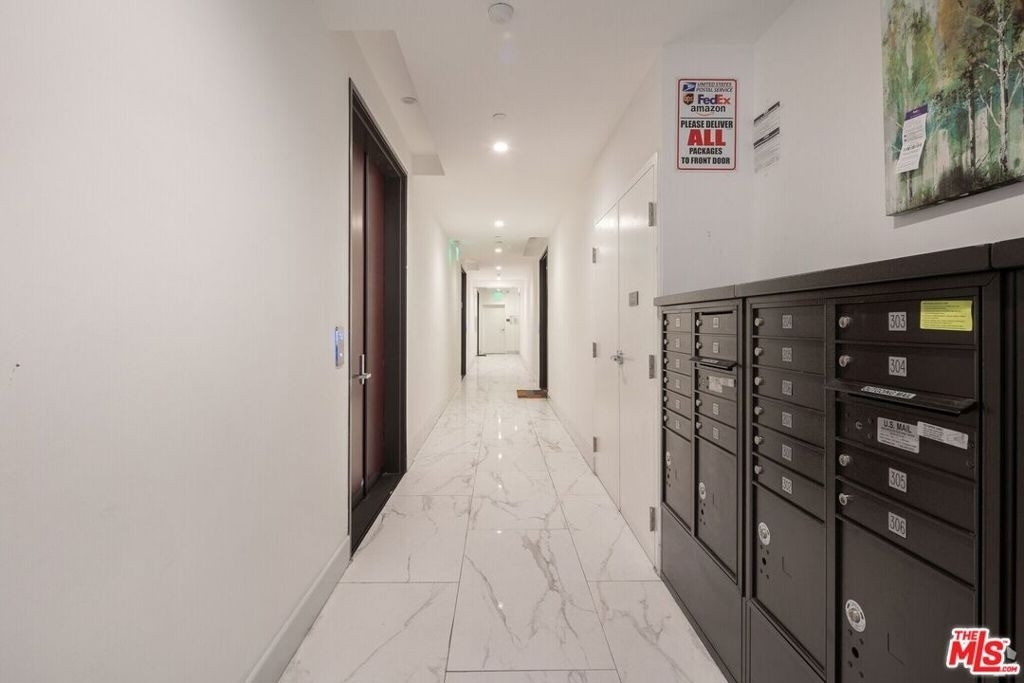 1237 S Holt Avenue - Photo 5