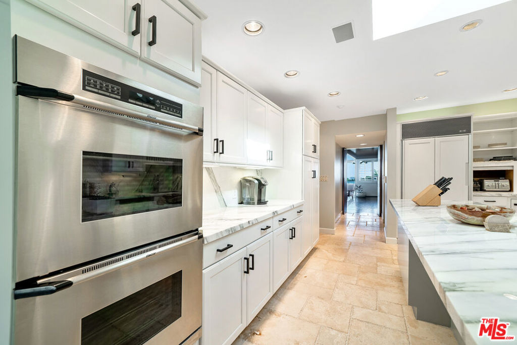 11508 Thurston Circle - Photo 10
