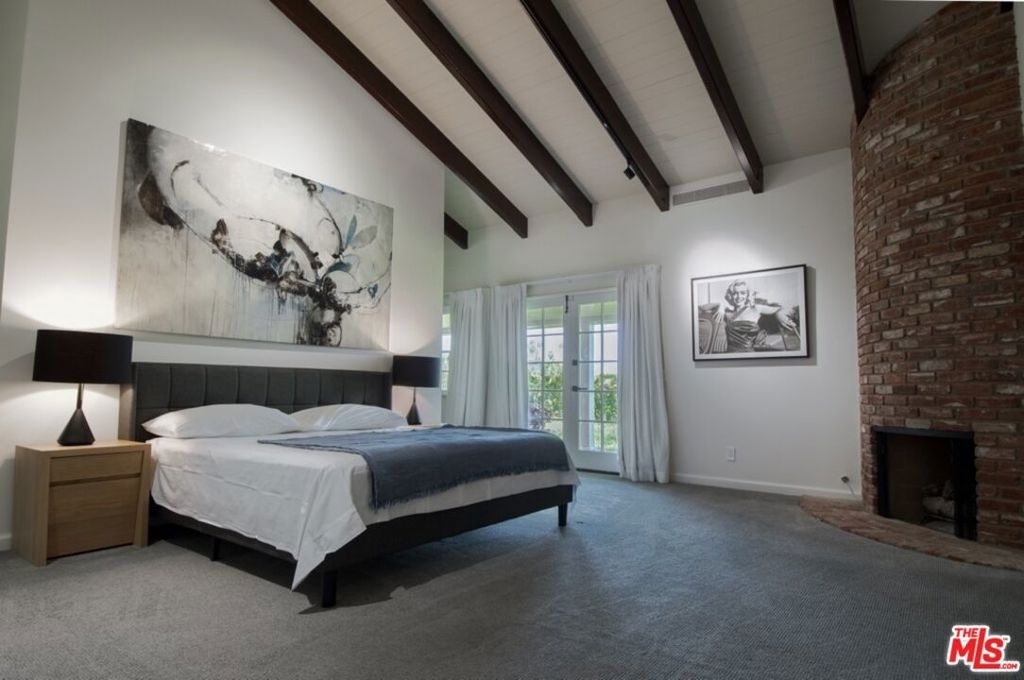1121 N Beverly Drive - Photo 11