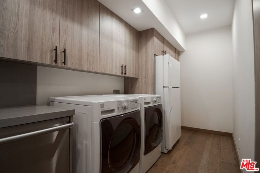 1121 N Beverly Drive - Photo 21
