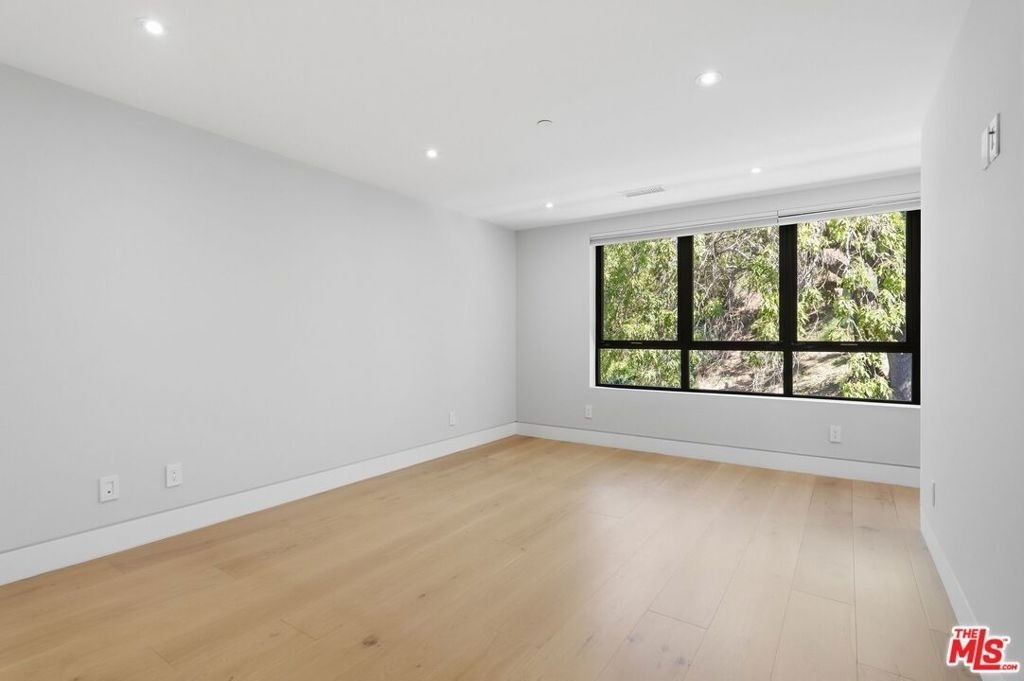 11769 Bellagio Road - Photo 6