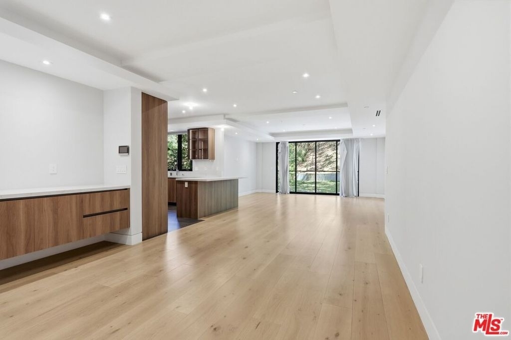 11769 Bellagio Road - Photo 21