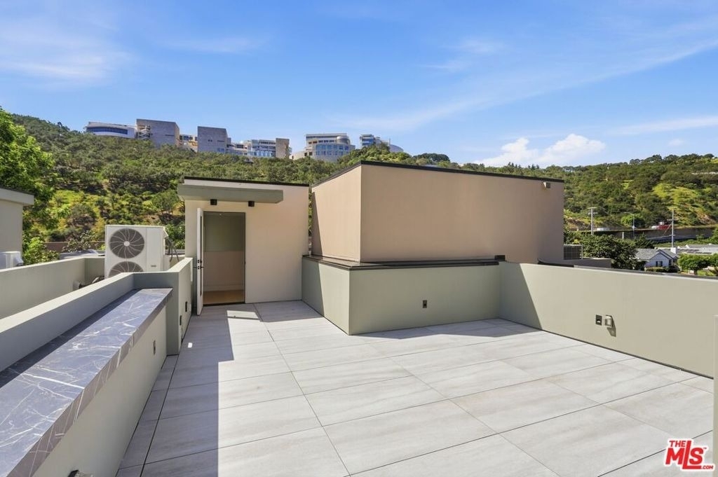 11769 Bellagio Road - Photo 23