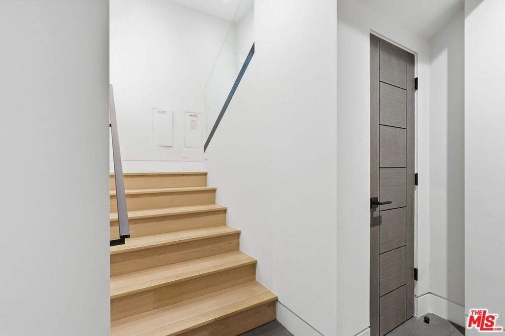 11769 Bellagio Road - Photo 11