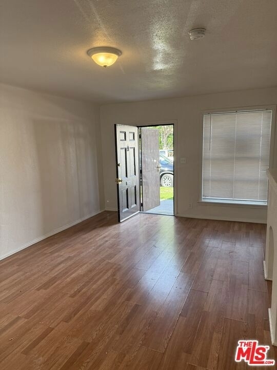 5042 Ferndale Street - Photo 6