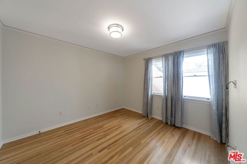 1349 Meadowbrook Avenue - Photo 13