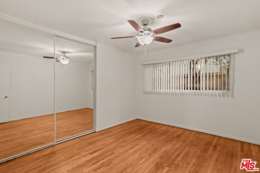 11660 Chenault Street - Photo 12