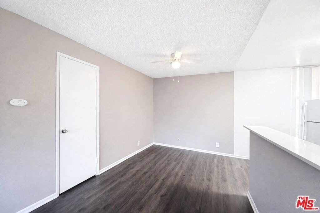 1208 W Adams Boulevard - Photo 1