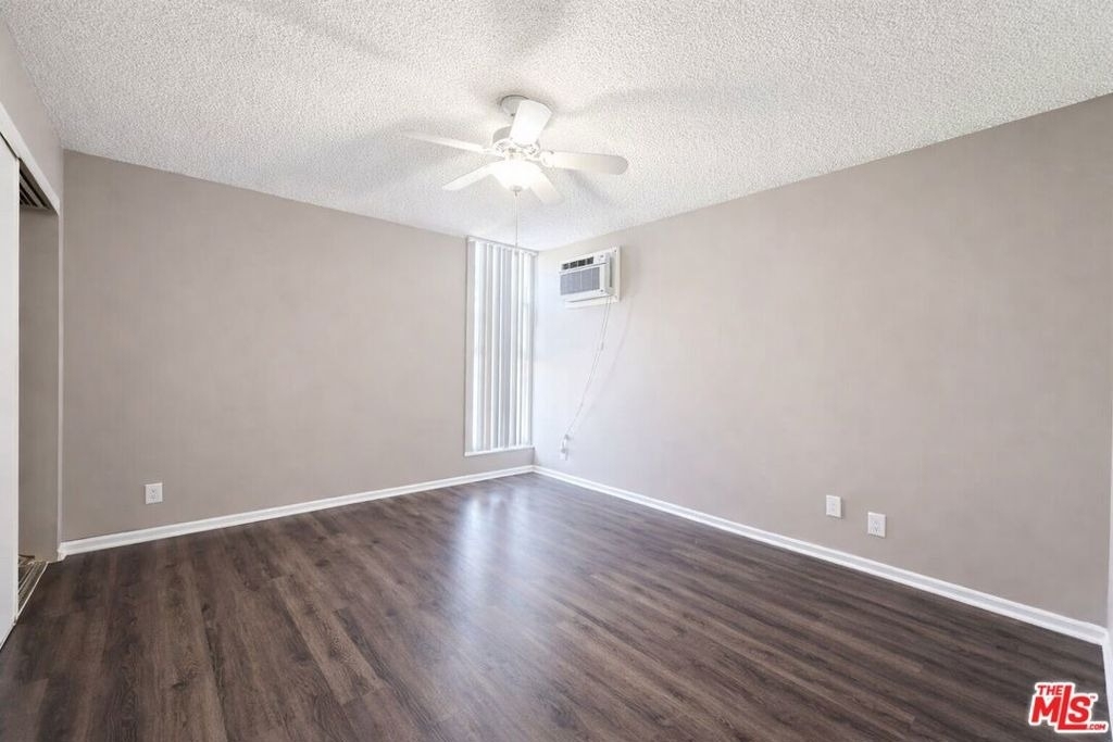 1208 W Adams Boulevard - Photo 4