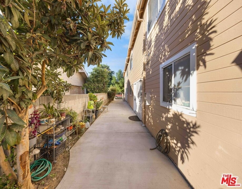 14112 Delano Street - Photo 15