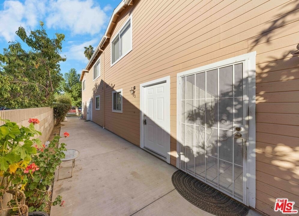 14112 Delano Street - Photo 14