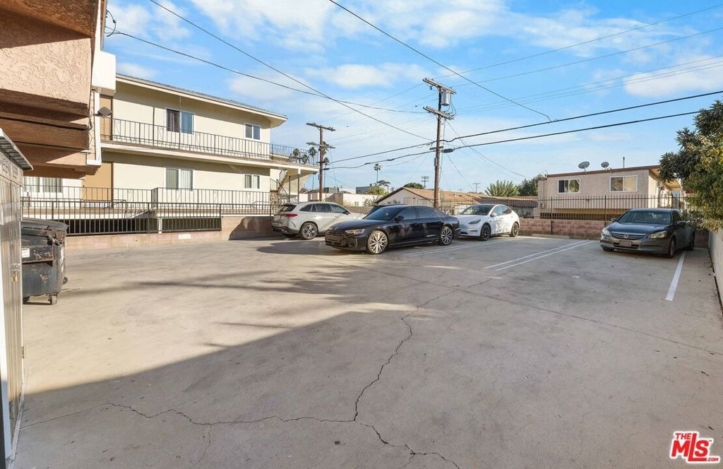 14112 Delano Street - Photo 16