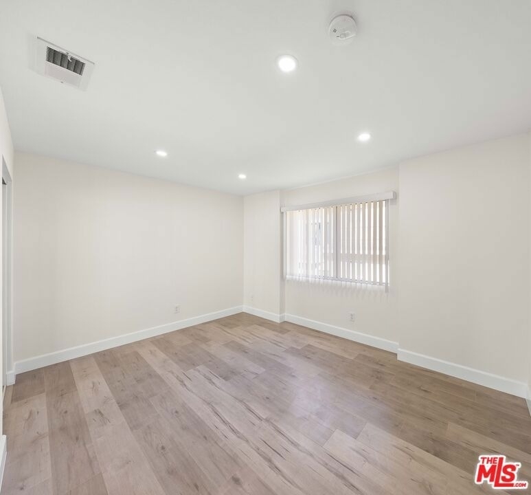 14112 Delano Street - Photo 9