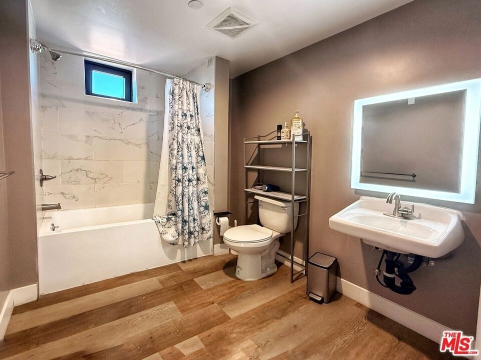 723 S St Andrews Place - Photo 16