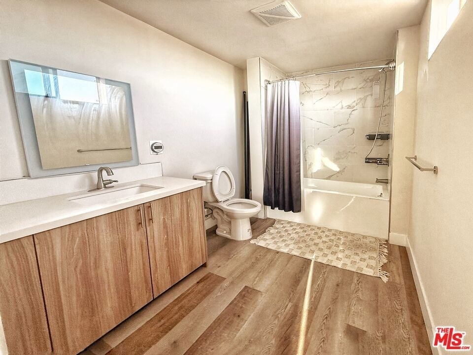 723 S St Andrews Place - Photo 10