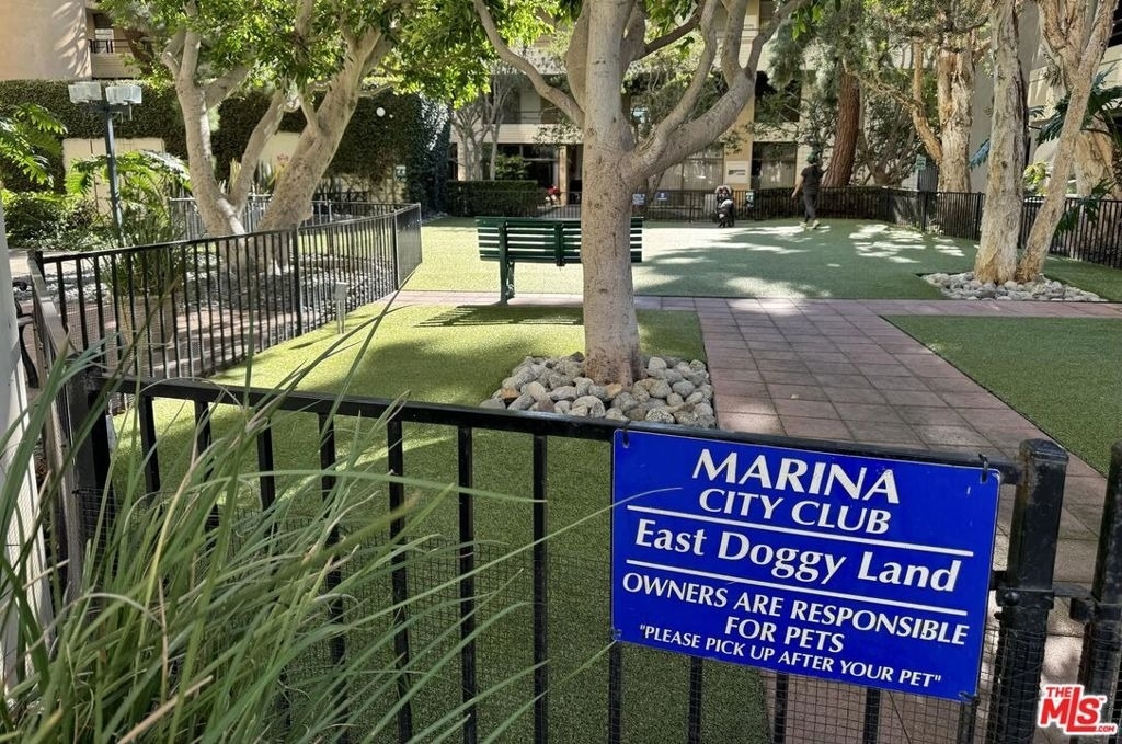 4316 Marina City Drive - Photo 35