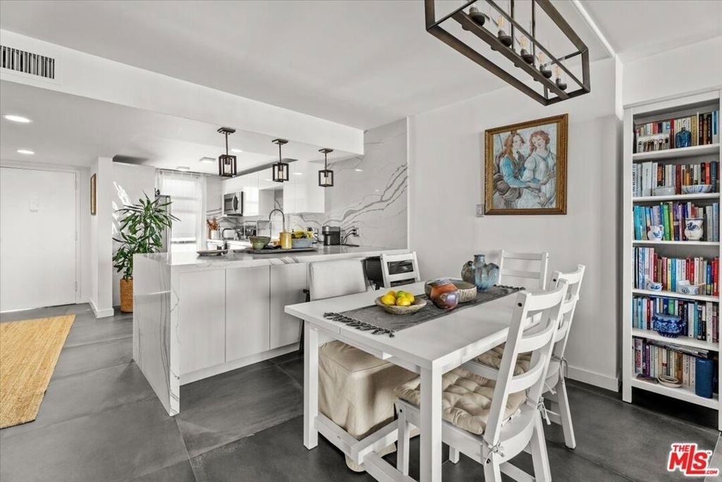4316 Marina City Drive - Photo 8