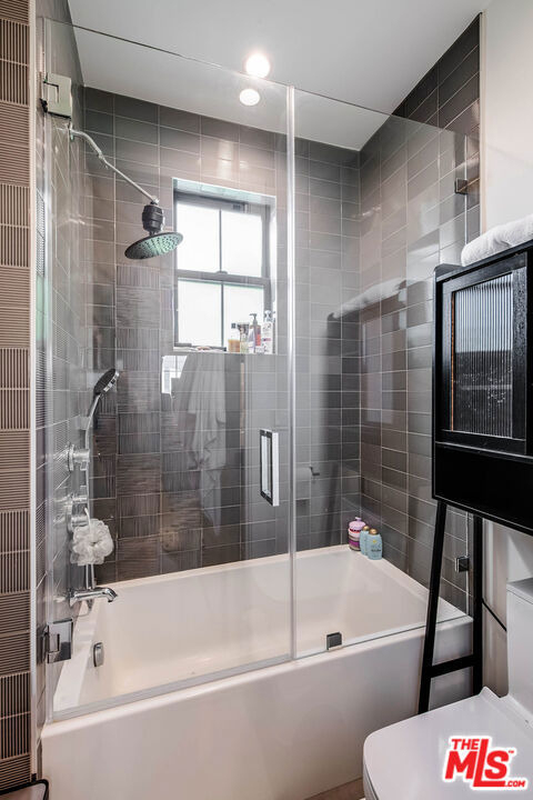 4268 Colbath Avenue - Photo 31