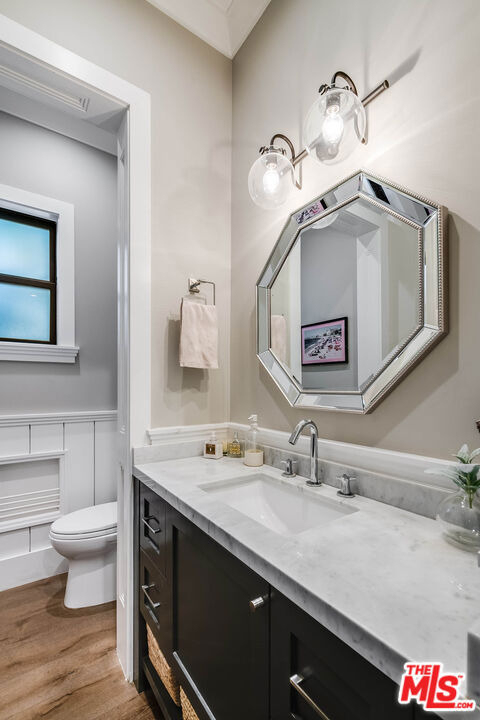 4268 Colbath Avenue - Photo 19