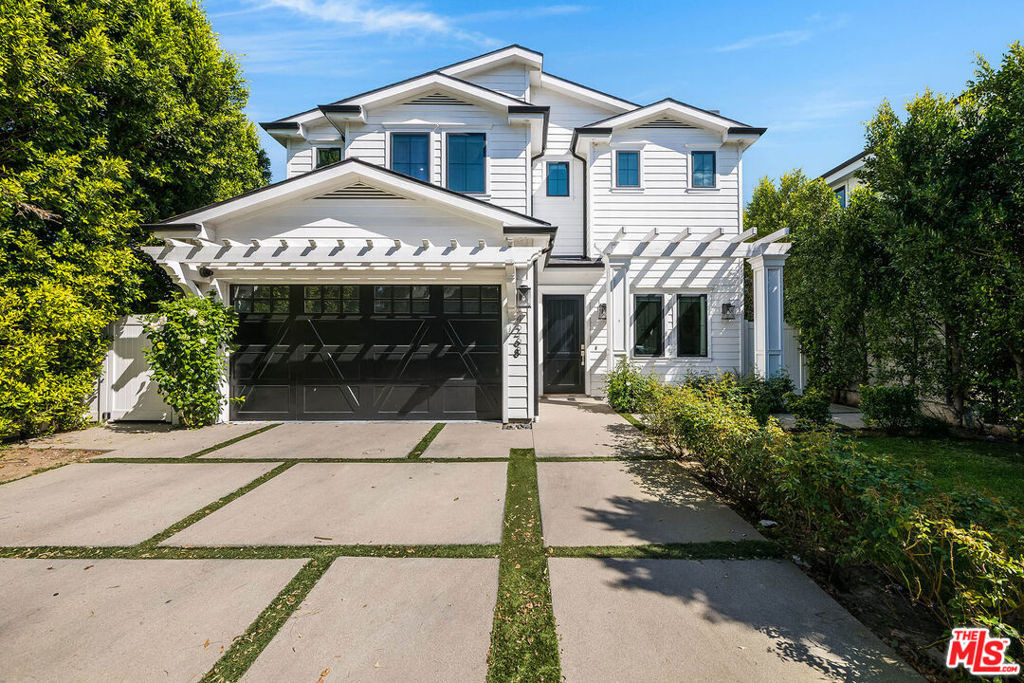 4268 Colbath Avenue - Photo 1