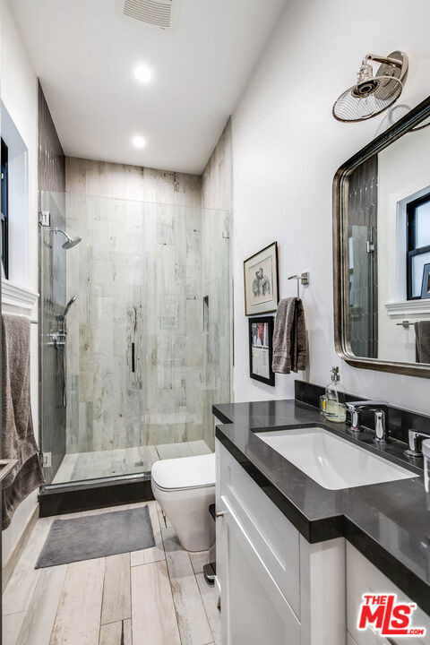 4268 Colbath Avenue - Photo 33