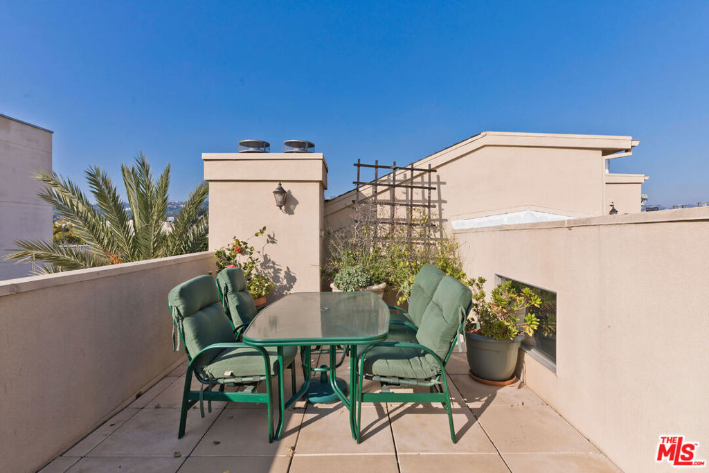411 N Oakhurst Drive - Photo 20