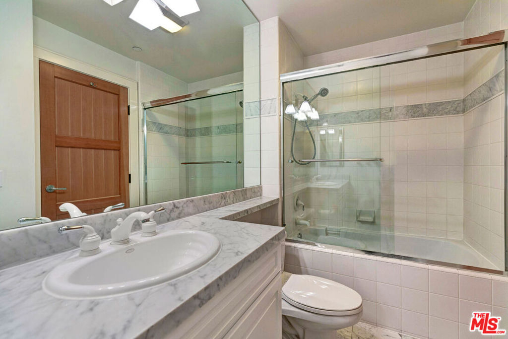 411 N Oakhurst Drive - Photo 19