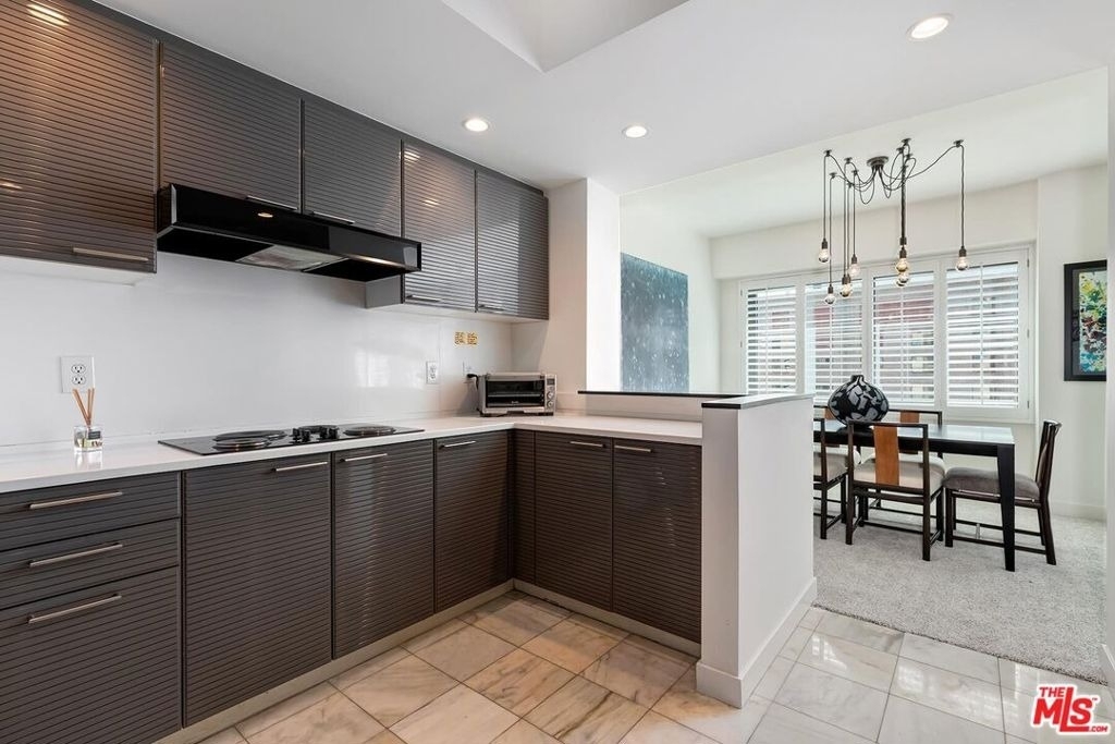 10520 Wilshire Boulevard - Photo 19