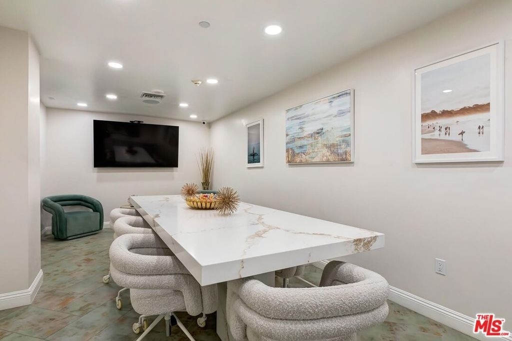 10520 Wilshire Boulevard - Photo 39