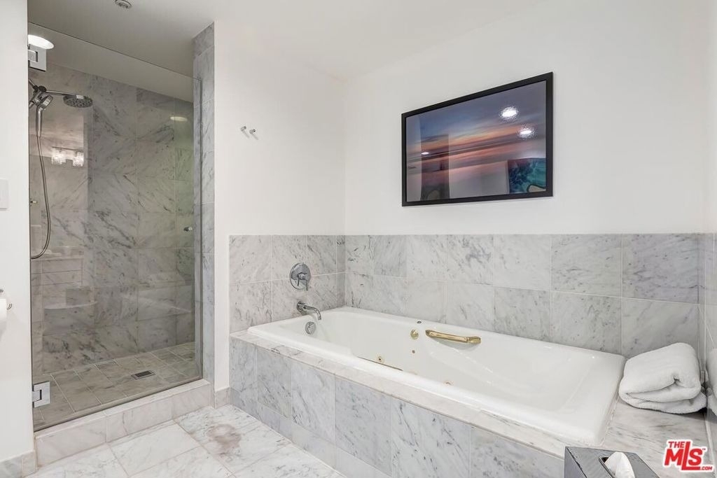 10520 Wilshire Boulevard - Photo 24