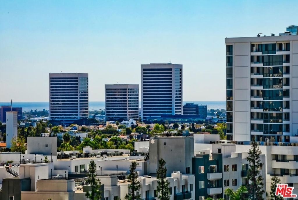 10520 Wilshire Boulevard - Photo 9