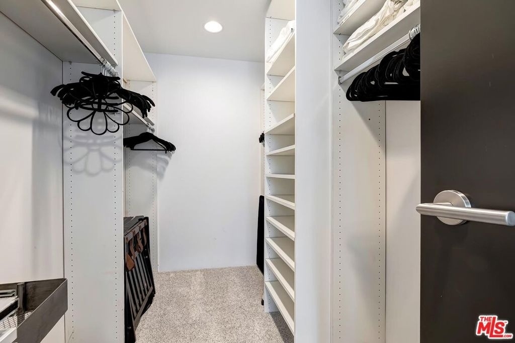 10520 Wilshire Boulevard - Photo 25