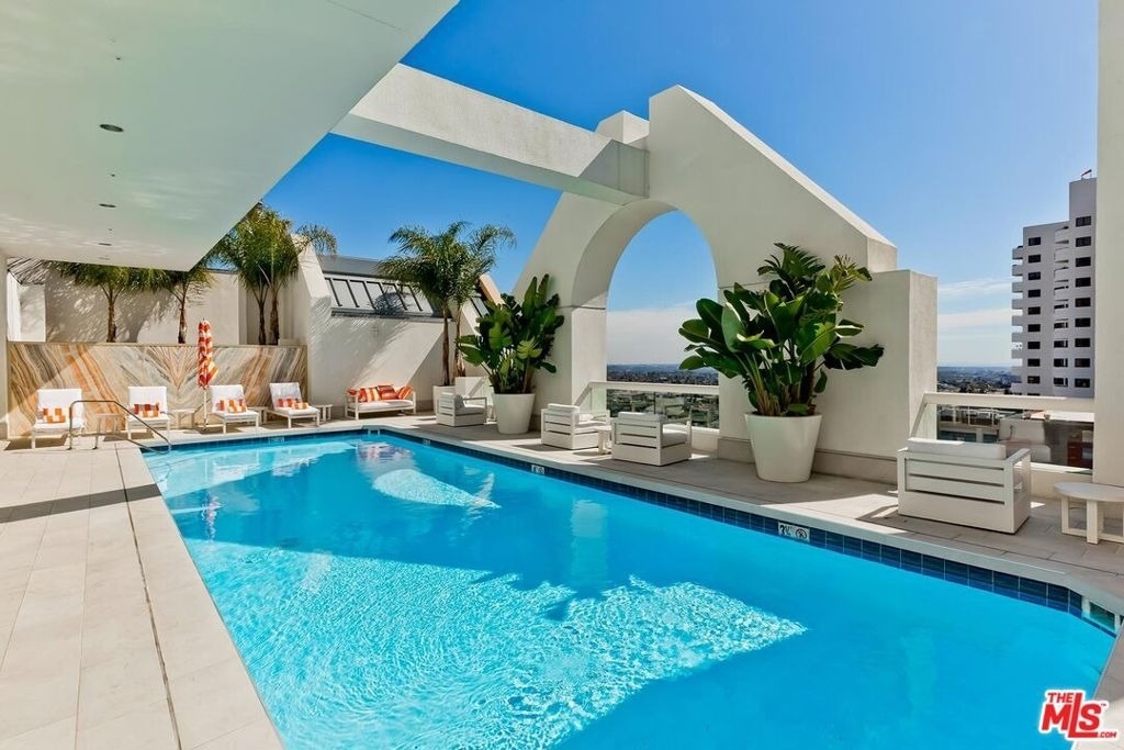 10520 Wilshire Boulevard - Photo 33